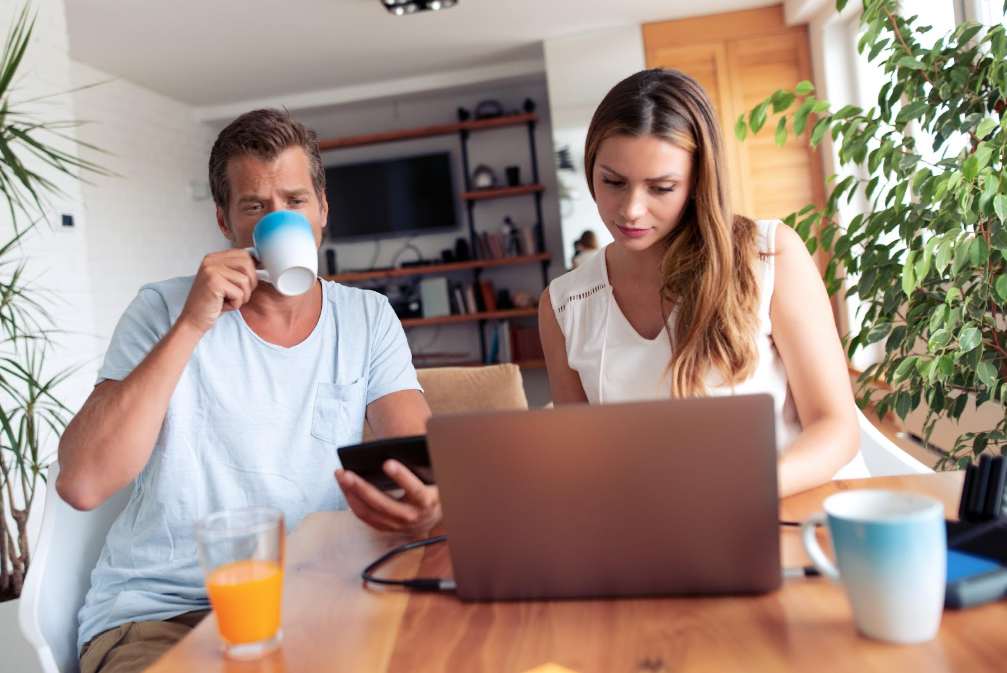 Couple using virtual divorce mediation services with Positive Solutions®